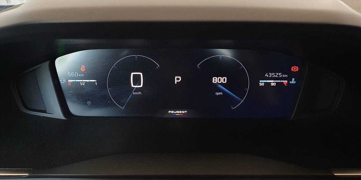 PEUGEOT 2008 BLUE HDI 130 EAT8 1.5 AUT - Imagen 24