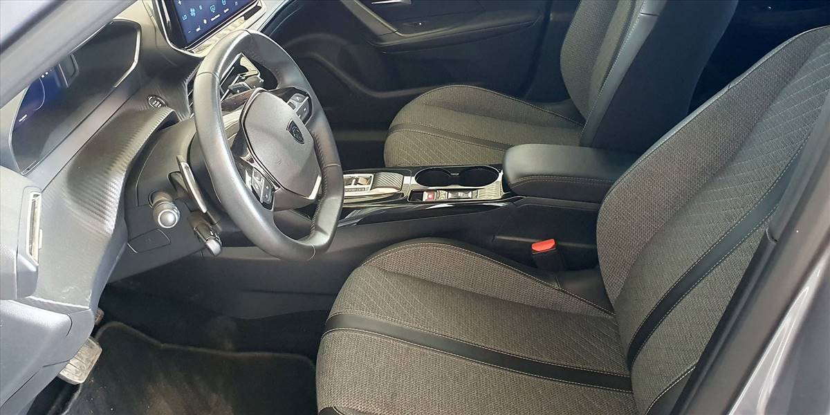 PEUGEOT 2008 BLUE HDI 130 EAT8 1.5 AUT - Imagen 25