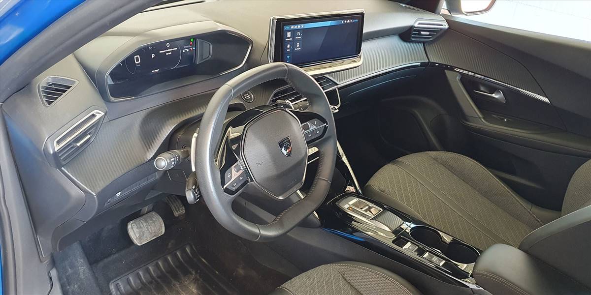 PEUGEOT 2008 BLUE HDI 130 EAT8 1.5 AUT - Imagen 21