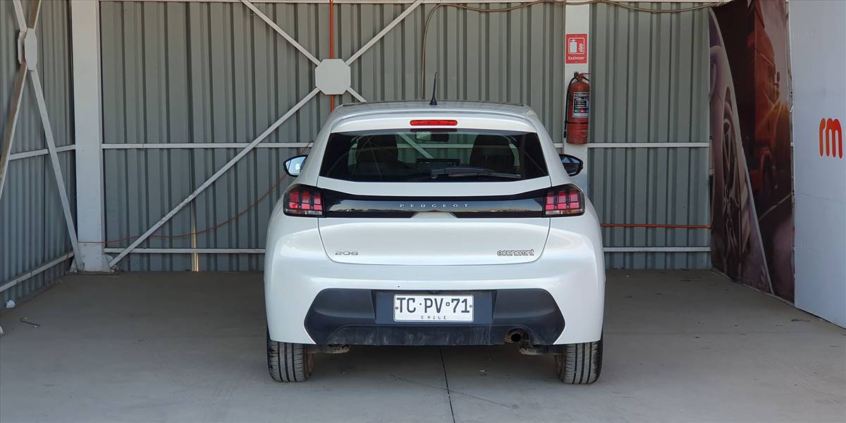PEUGEOT 208 STYLE PURETECH 75 1.2 - Imagen 12