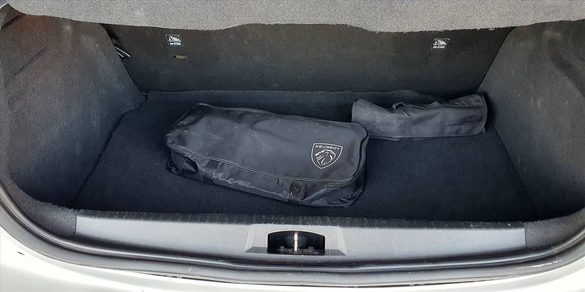 PEUGEOT 208 STYLE PURETECH 75 1.2 - Imagen 14