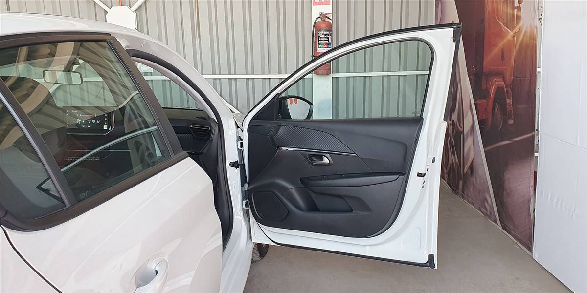 PEUGEOT 208 STYLE PURETECH 75 1.2 - Imagen 29