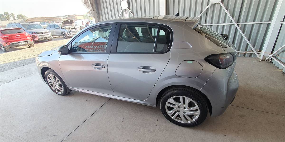 PEUGEOT 208 STYLE PURETECH 75 1.2 - Imagen 10