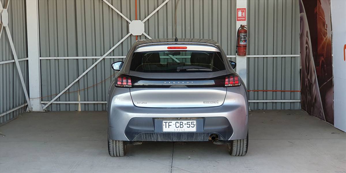 PEUGEOT 208 STYLE PURETECH 75 1.2 - Imagen 12