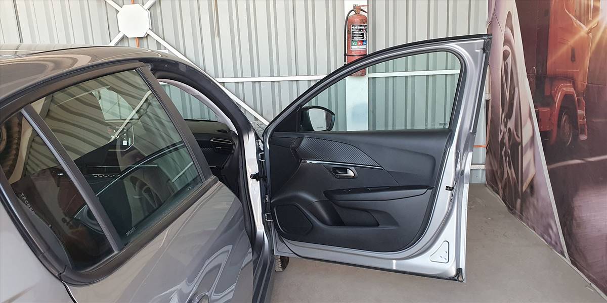 PEUGEOT 208 STYLE PURETECH 75 1.2 - Imagen 29