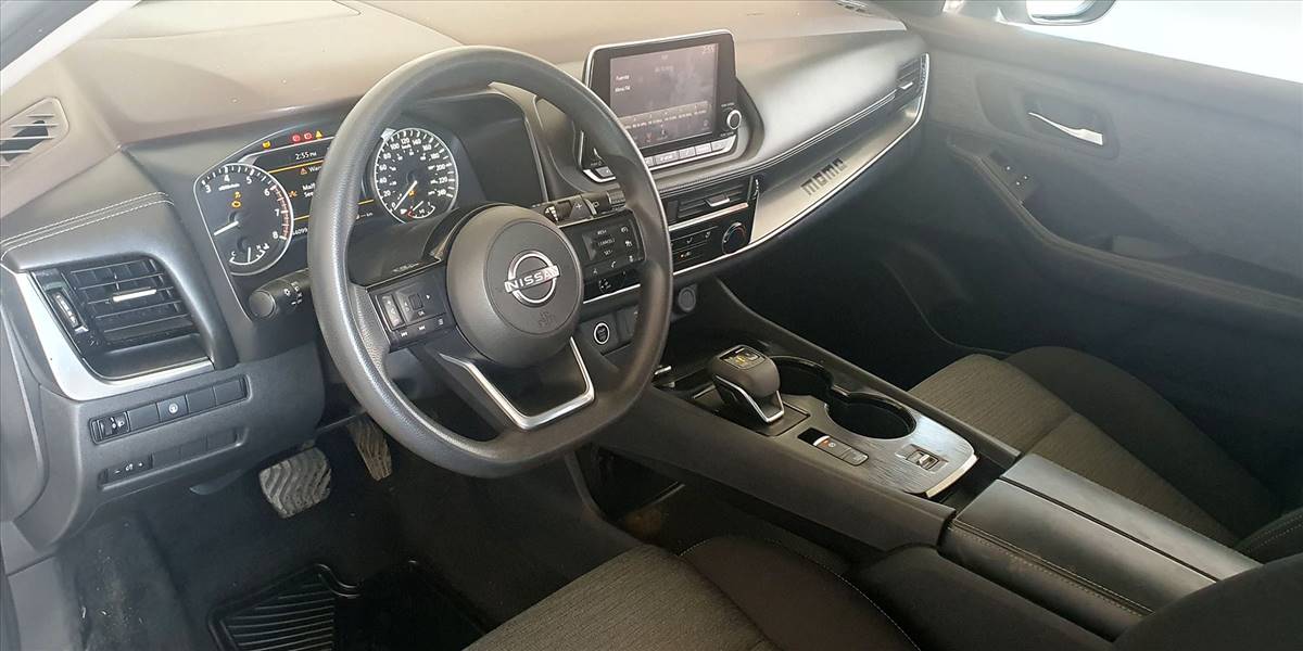 NISSAN X TRAIL SENSE 2.5 AUT - Imagen 21