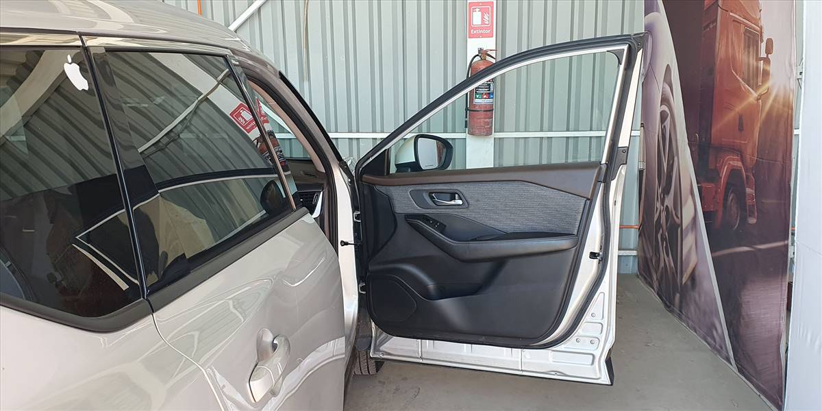 NISSAN X TRAIL SENSE 2.5 AUT - Imagen 29