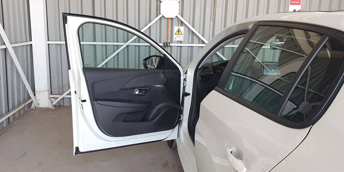 PEUGEOT 208 STYLE PURETECH 75 1.2 - Imagen 28