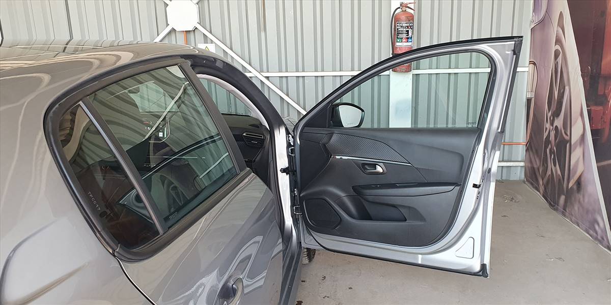 PEUGEOT 208 STYLE PURETECH 75 1.2 - Imagen 29