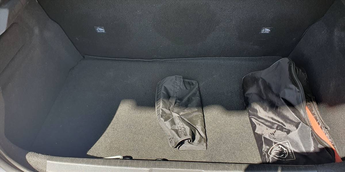PEUGEOT 208 PURETECH 75 MT 1.2 - Imagen 17