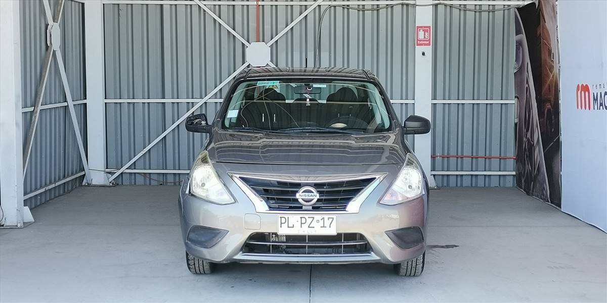 NISSAN VERSA SEDAN 1.6 - Imagen 9