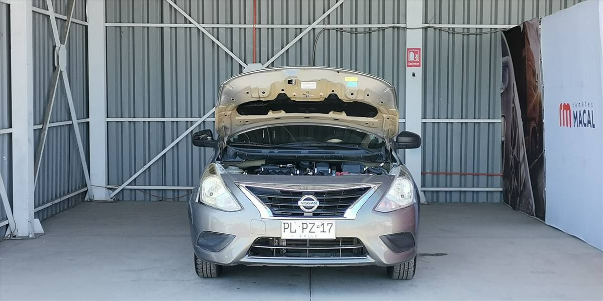 NISSAN VERSA SEDAN 1.6 - Imagen 15