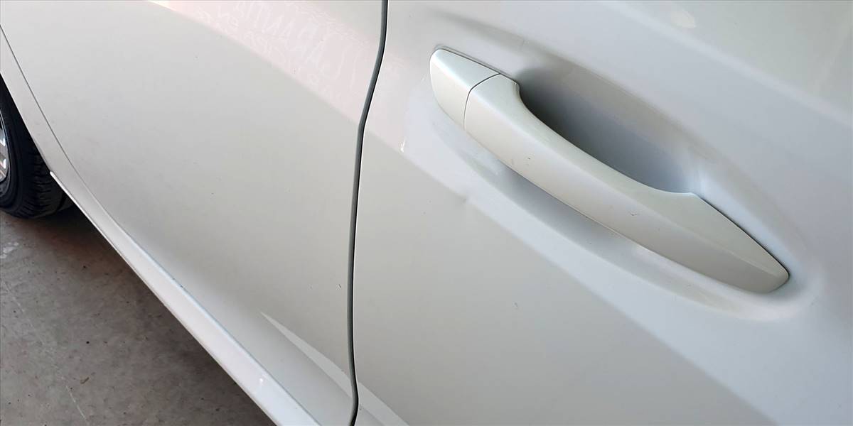 PEUGEOT 208 STYLE PURETECH 75 1.2 - Imagen 32