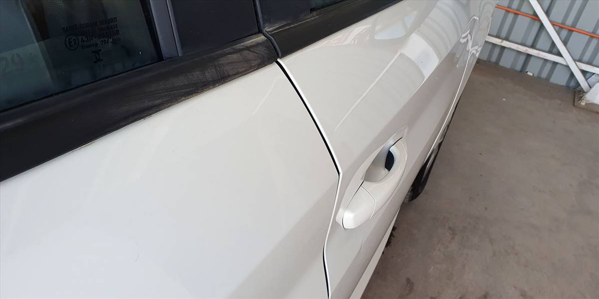 PEUGEOT 208 STYLE PURETECH 75 1.2 - Imagen 39