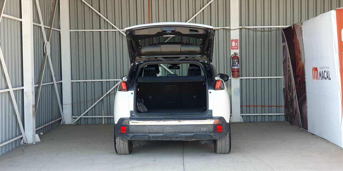 PEUGEOT 3008 BLUE HDI 130 EAT8 1.5 AUT - Imagen 13