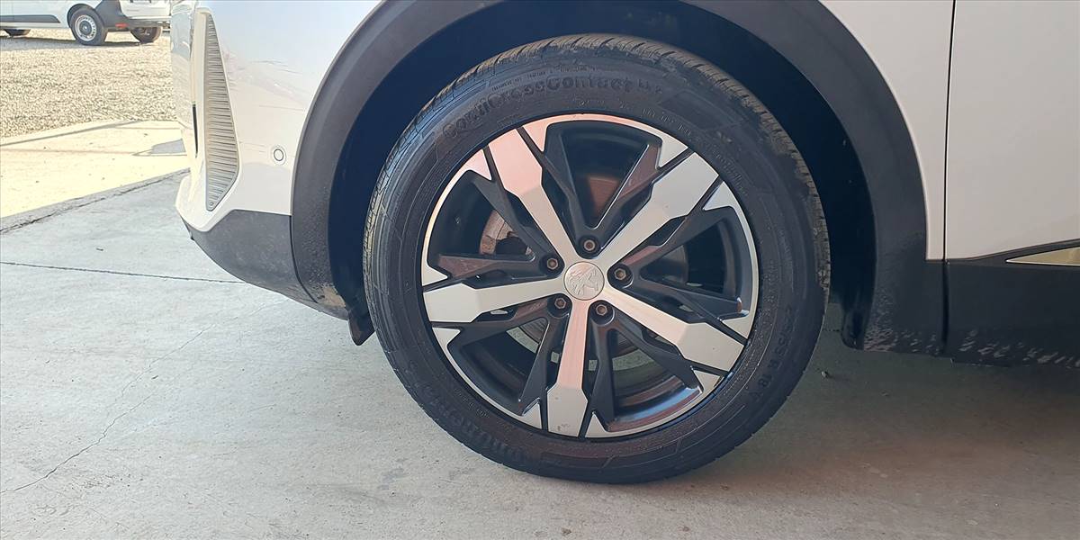 PEUGEOT 3008 BLUE HDI 130 EAT8 1.5 AUT - Imagen 18