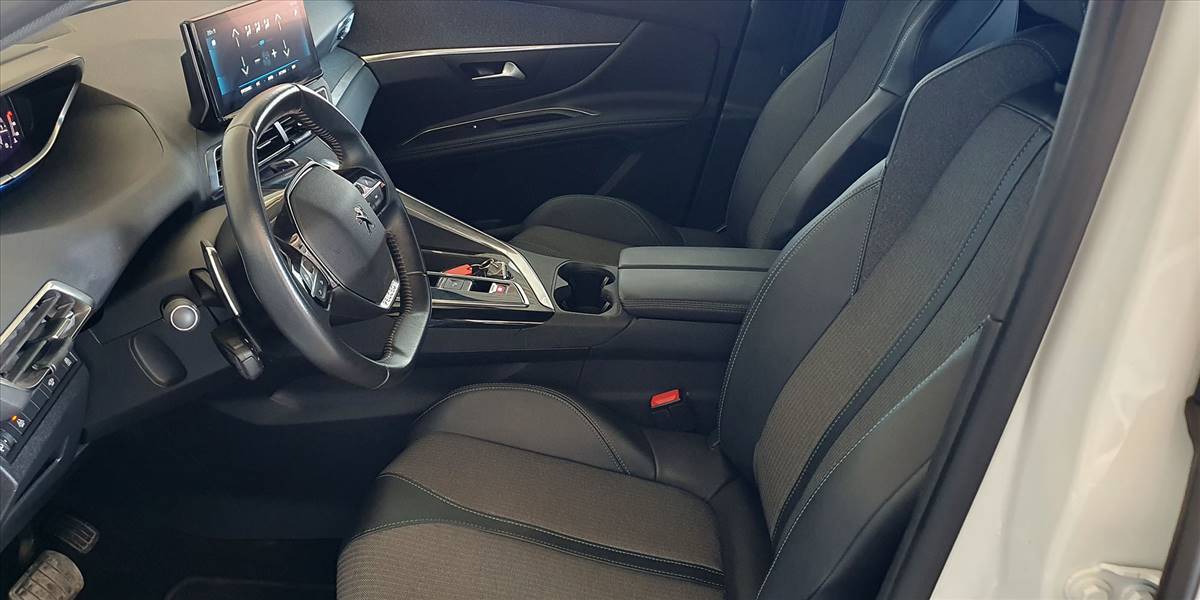 PEUGEOT 3008 BLUE HDI 130 EAT8 1.5 AUT - Imagen 25