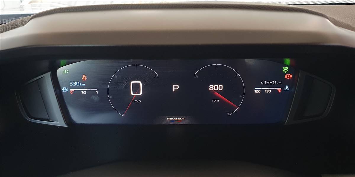 PEUGEOT 2008 BLUE HDI 130 EAT8 1.5 AUT - Imagen 24