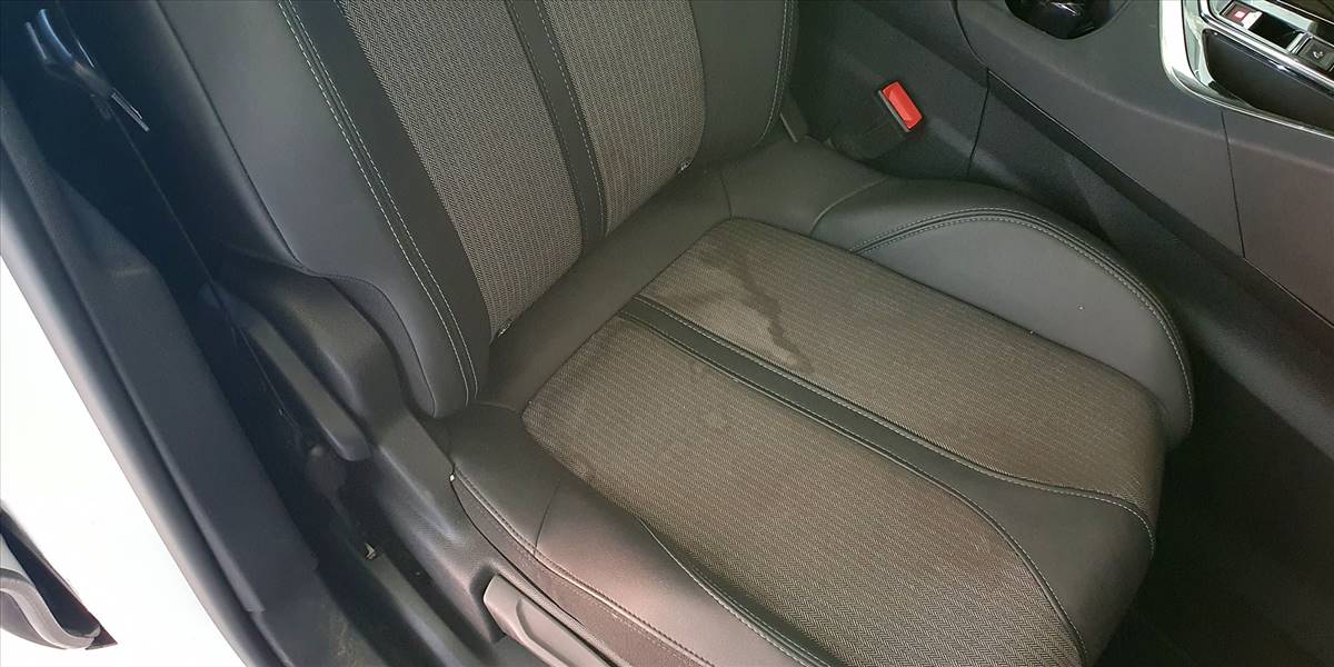 PEUGEOT 3008 BLUE HDI 130 EAT8 1.5 AUT - Imagen 31
