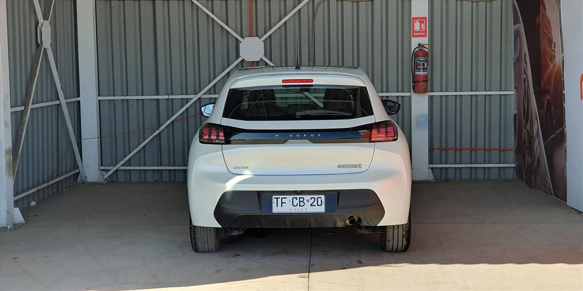 PEUGEOT 208 STYLE PURETECH 75 1.2 - Imagen 15