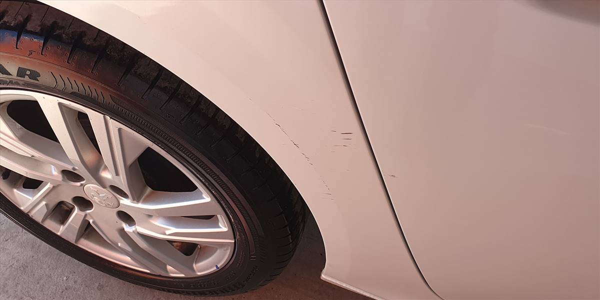 PEUGEOT 208 STYLE PURETECH 75 1.2 - Imagen 37
