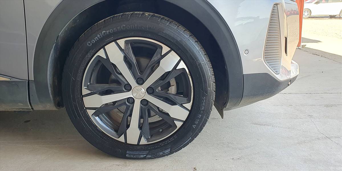 PEUGEOT 3008 BLUE HDI 130 EAT8 1.5 AUT - Imagen 17