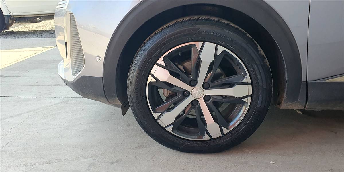PEUGEOT 3008 BLUE HDI 130 EAT8 1.5 AUT - Imagen 18