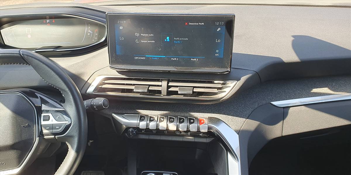 PEUGEOT 3008 BLUE HDI 130 EAT8 1.5 AUT - Imagen 23