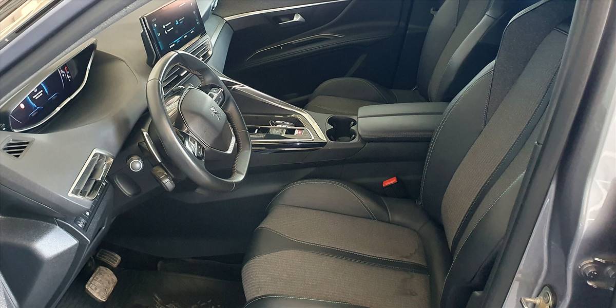 PEUGEOT 3008 BLUE HDI 130 EAT8 1.5 AUT - Imagen 25