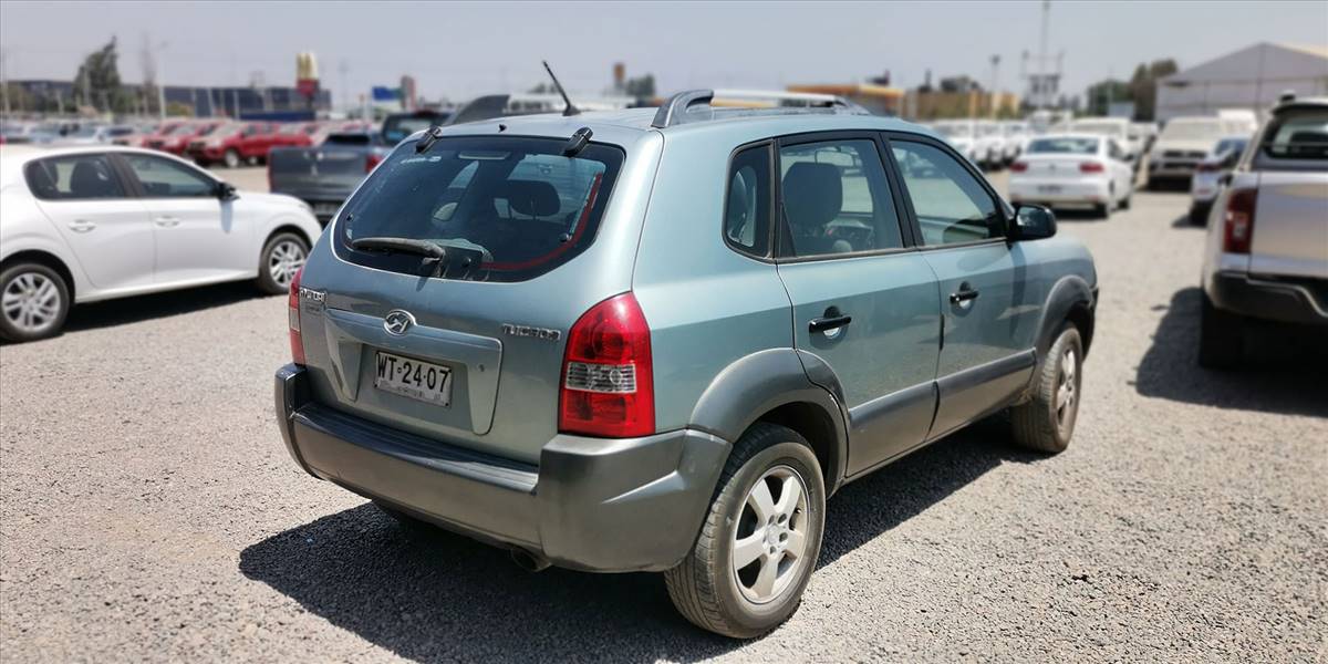 HYUNDAI TUCSON GL 2.0 - Imagen 16