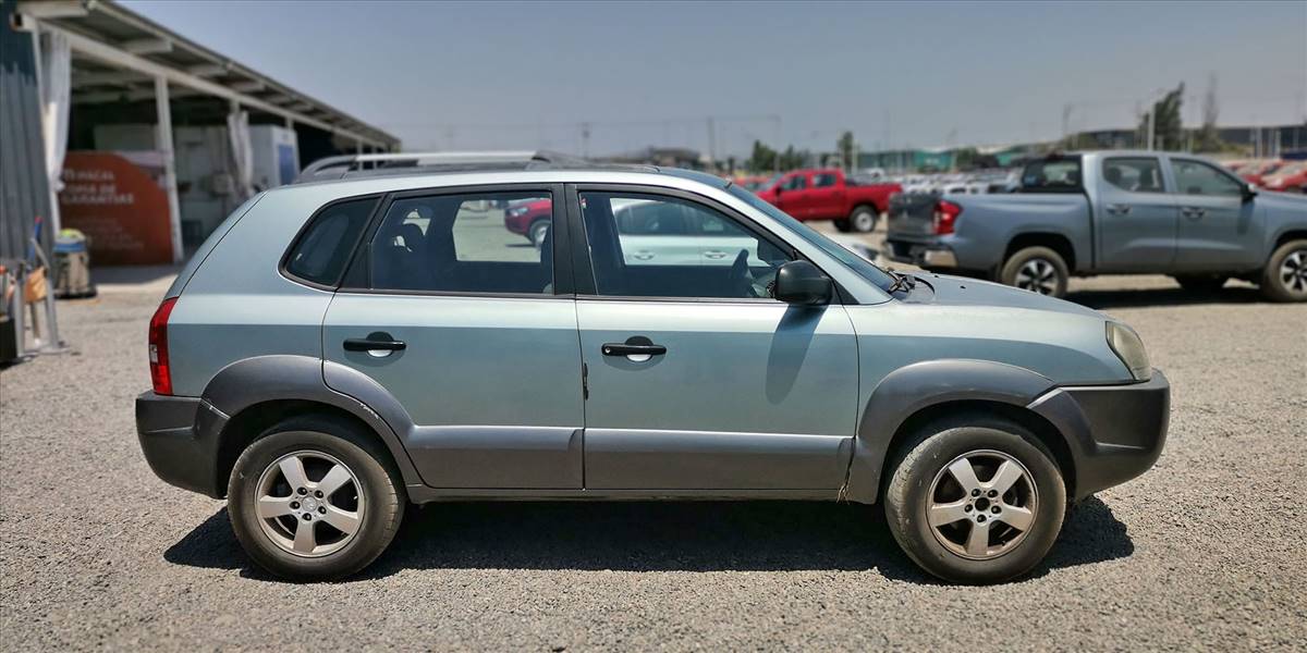 HYUNDAI TUCSON GL 2.0 - Imagen 65
