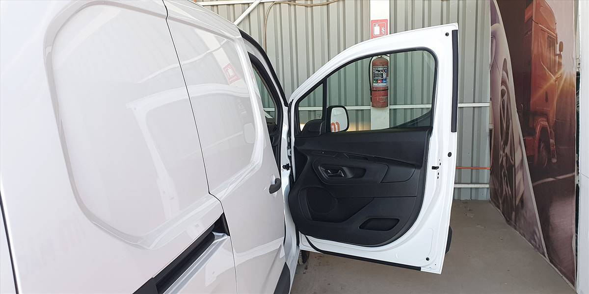 CITROËN BERLINGO - Imagen 23