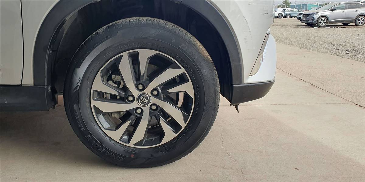 TOYOTA RUSH 4X2 1.5 AUT - Imagen 15