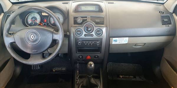 RENAULT MEGANE EXPRESSION 1.6 - Imagen 11
