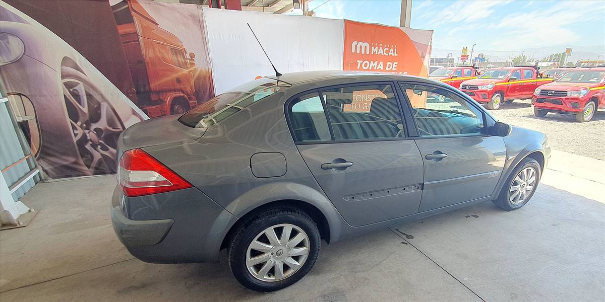 RENAULT MEGANE EXPRESSION 1.6 - Imagen 14