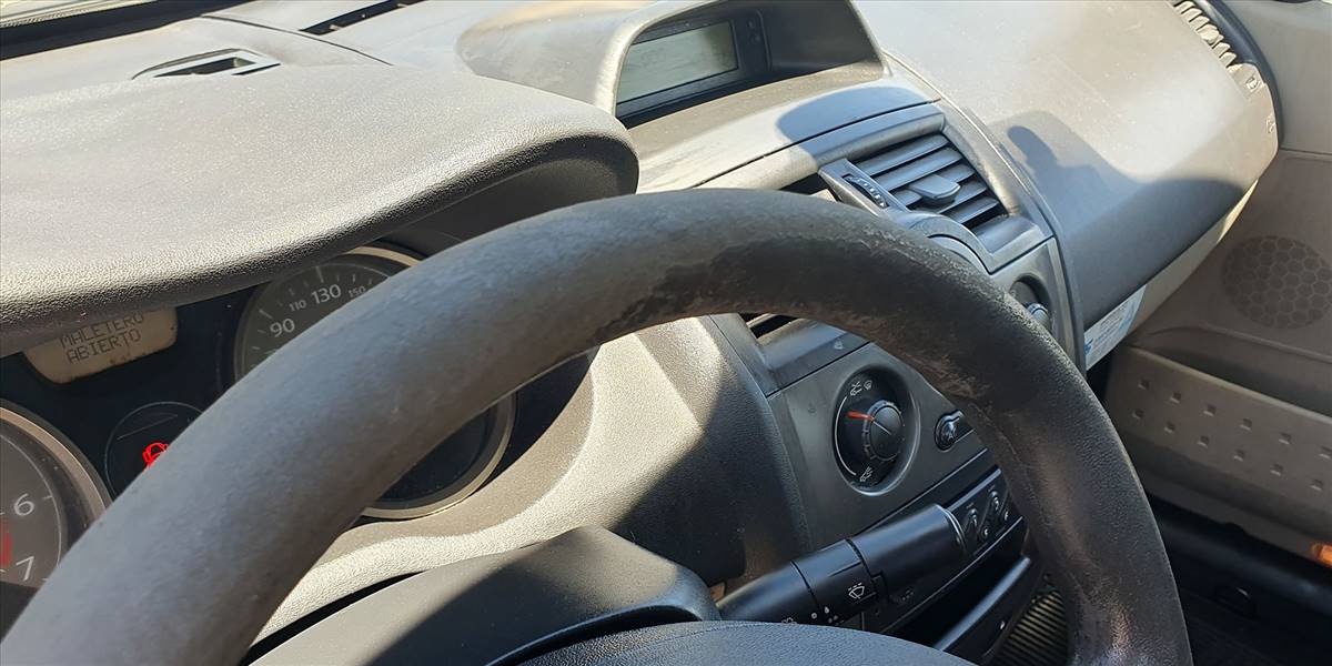 RENAULT MEGANE EXPRESSION 1.6 - Imagen 69