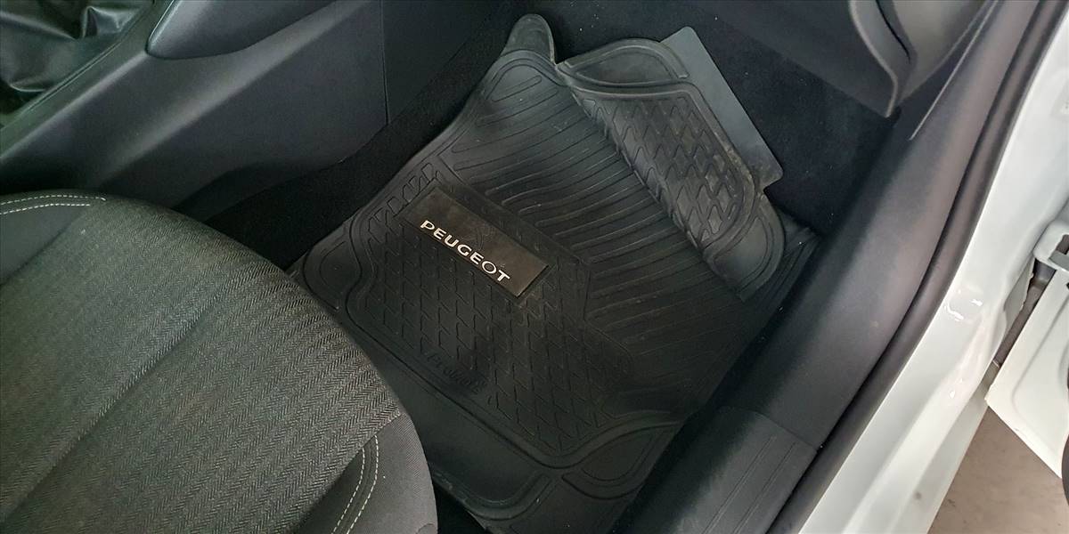 PEUGEOT 208 STYLE PURETECH 75 1.2 - Imagen 34