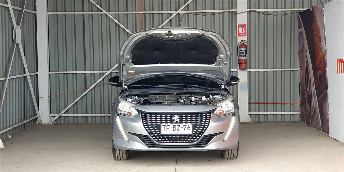 PEUGEOT 208 STYLE PURETECH 75 1.2 - Imagen 18