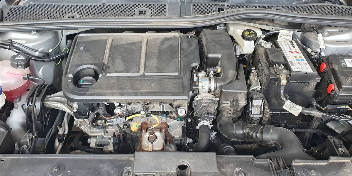 PEUGEOT 208 STYLE PURETECH 75 1.2 - Imagen 19