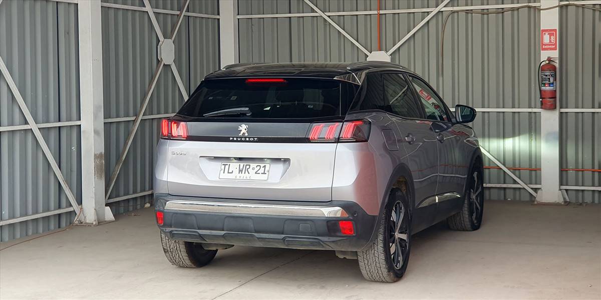PEUGEOT 3008 BLUE HDI 130 EAT8 1.5 AUT - Imagen 3