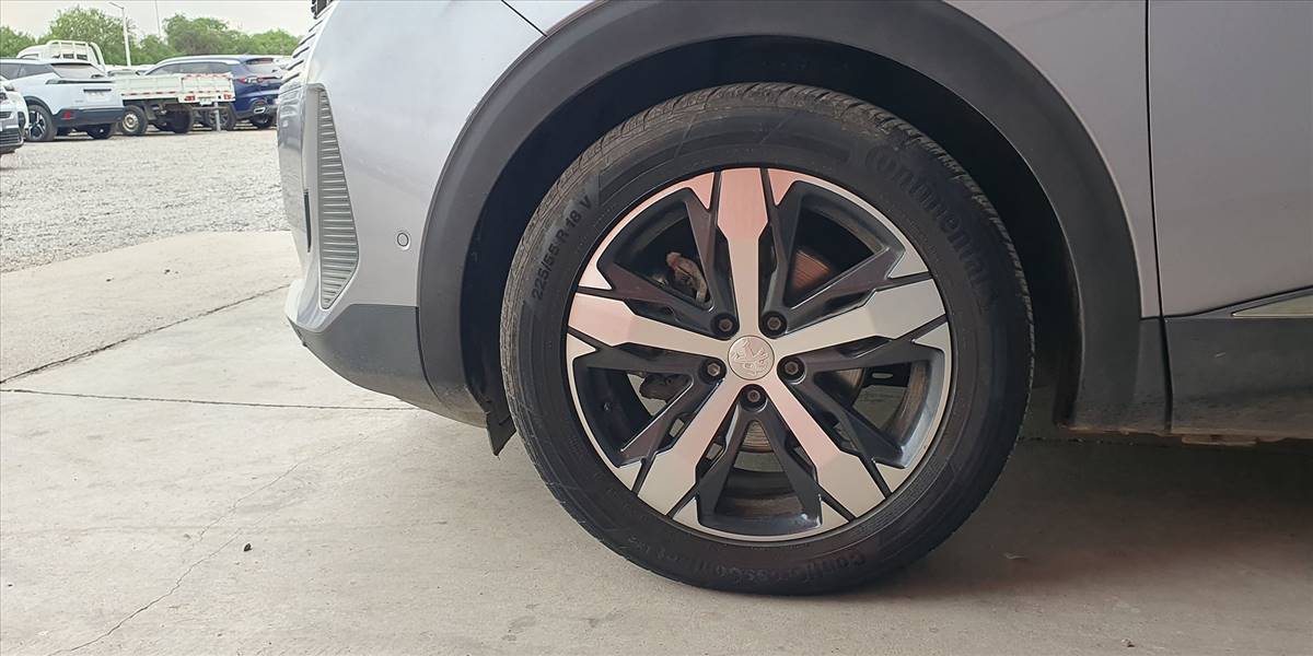 PEUGEOT 3008 BLUE HDI 130 EAT8 1.5 AUT - Imagen 18