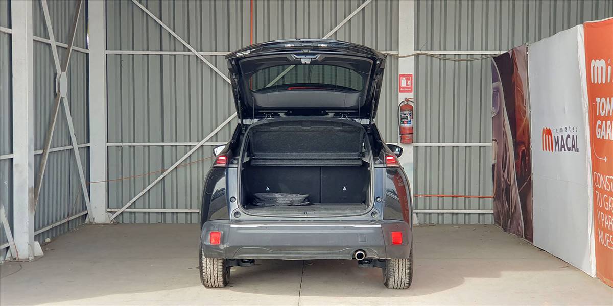 PEUGEOT 2008 BLUE HDI 130 EAT8 1.5 AUT - Imagen 12