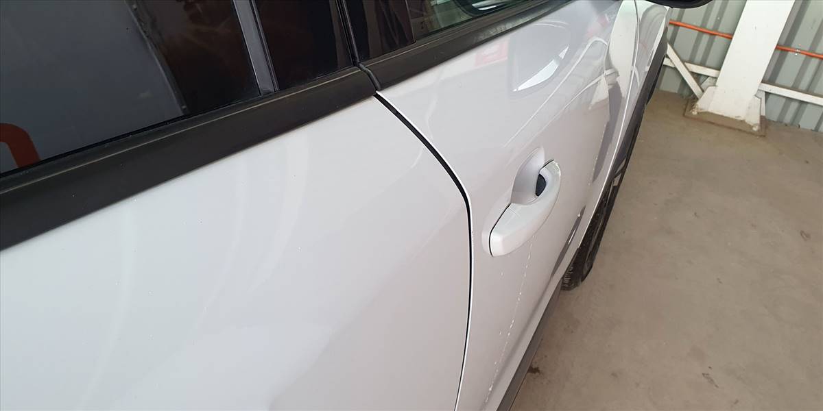PEUGEOT 2008 BLUE HDI 130 EAT8 1.5 AUT - Imagen 32