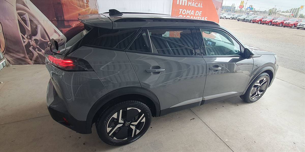 PEUGEOT 2008 BLUE HDI 130 EAT8 1.5 AUT - Imagen 14