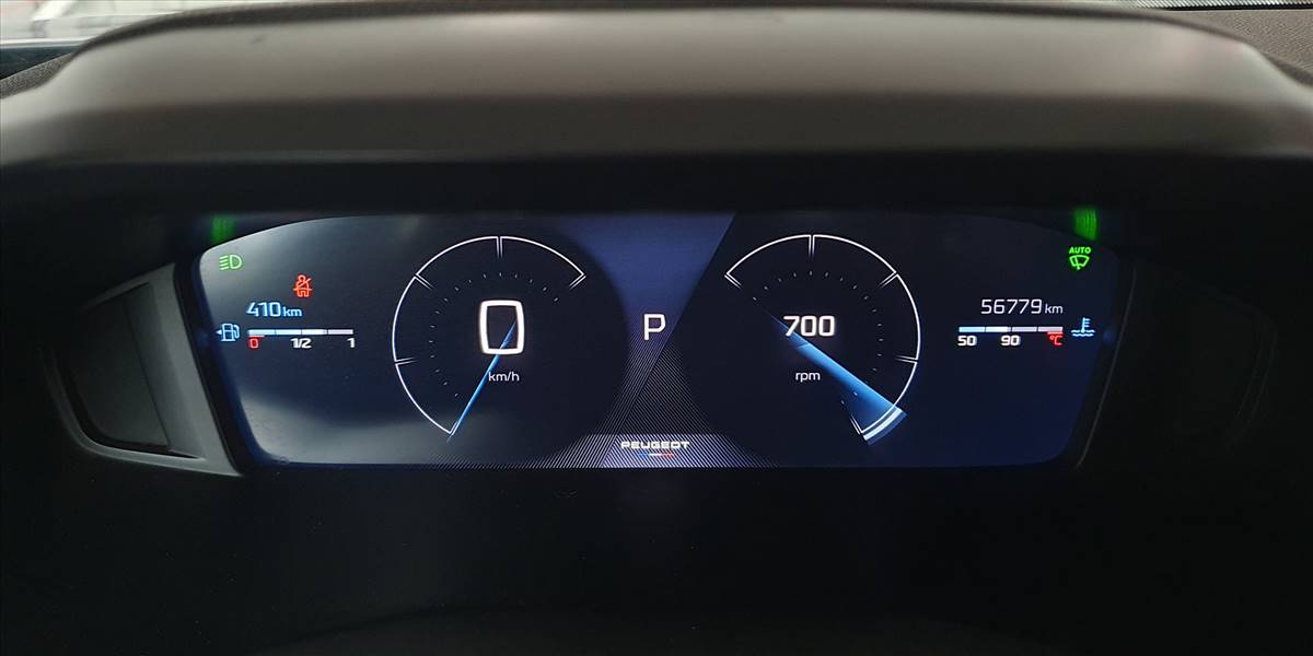 PEUGEOT 2008 BLUE HDI 130 EAT8 1.5 AUT - Imagen 27