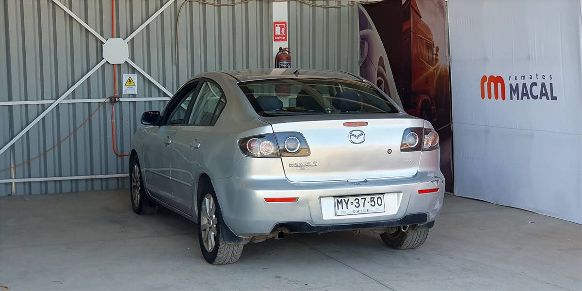 MAZDA 3 1.6 AUT - Imagen 5