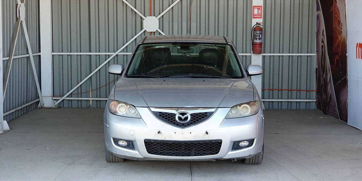 MAZDA 3 1.6 AUT - Imagen 9