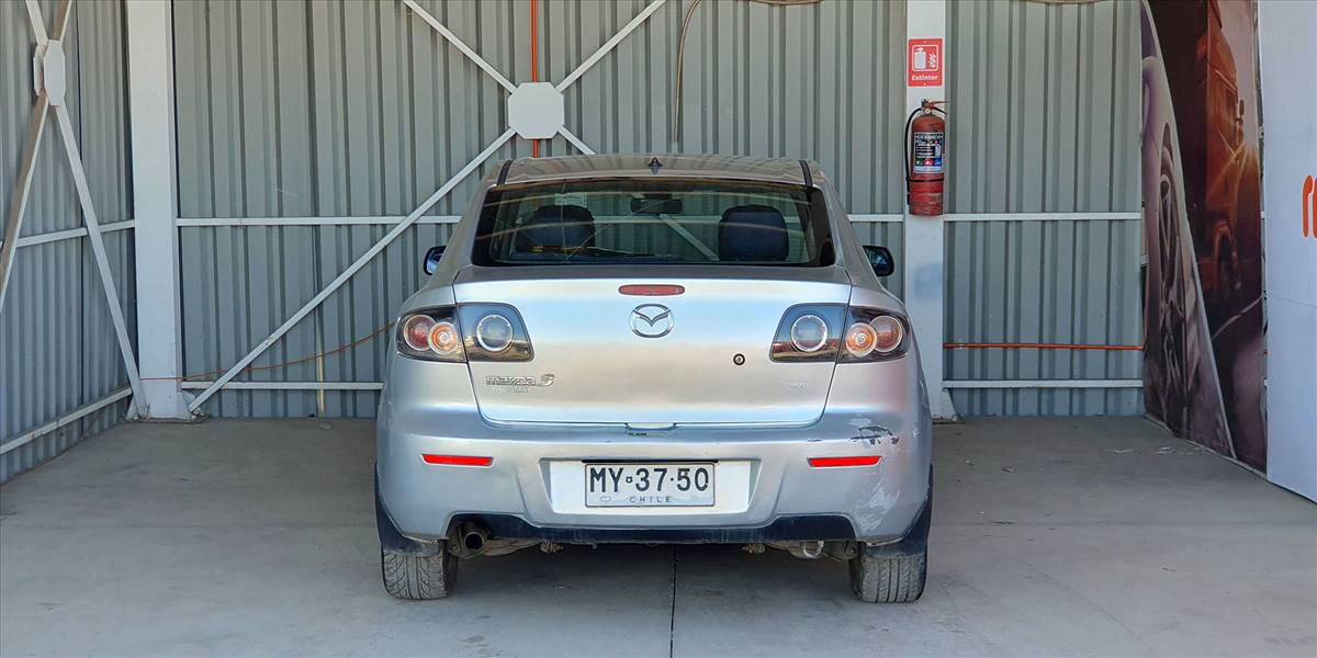 MAZDA 3 1.6 AUT - Imagen 12