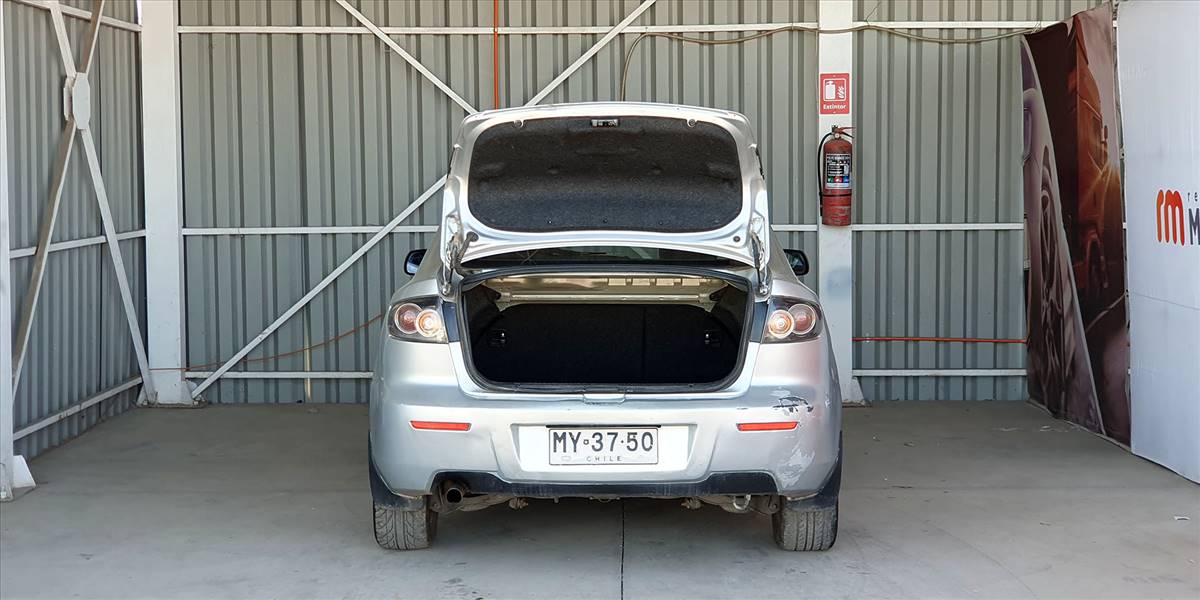 MAZDA 3 1.6 AUT - Imagen 13