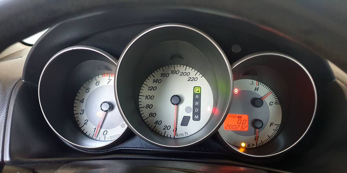 MAZDA 3 1.6 AUT - Imagen 24